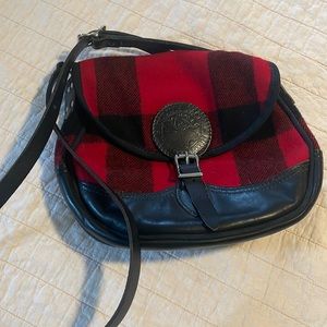 Like new Duluth Pack crossbody purse